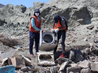 Cerca de 10 toneladas de basura retiró el municipio de Taltal en sector costero de la Puntilla