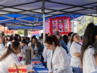 UA realiza “Feria Creando Salud” para vecinos de Antofagasta