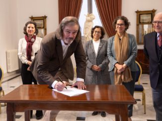 Con la firma de sus estatutos, Gobierno inició hoy la constitución del Instituto Nacional de Litio y Salares