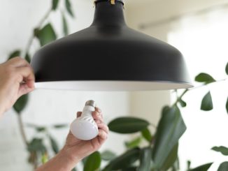 Cinco consejos prácticos para bajar la cuenta de la luz en el hogar