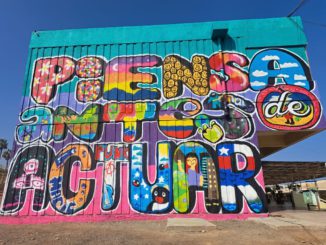 “Piensa antes de Actuar” es el gran y colorido mural realizado por estudiantes de liceo Eulogio Gordo Moneo de Antofagasta